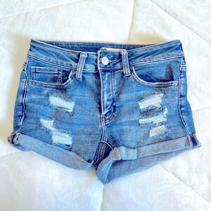 SO blue denim shorts